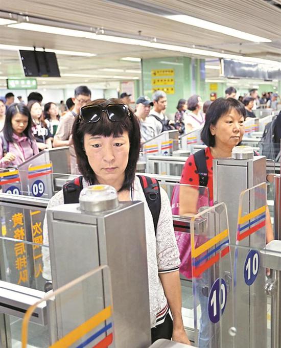 深圳罗湖口岸预约车接送