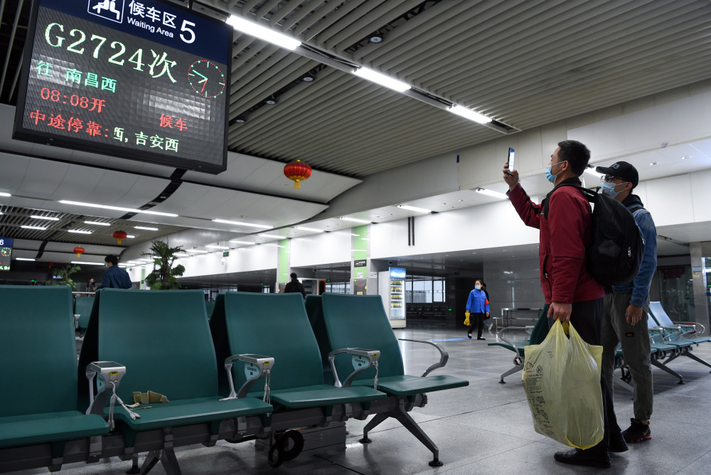 深圳站包车