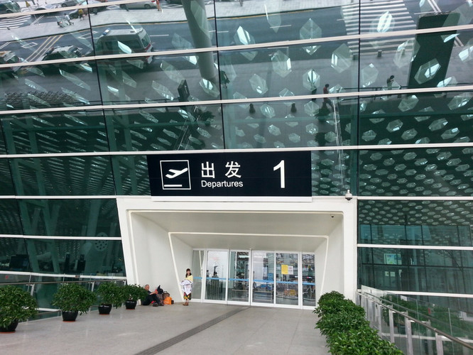 深圳机场包车服务