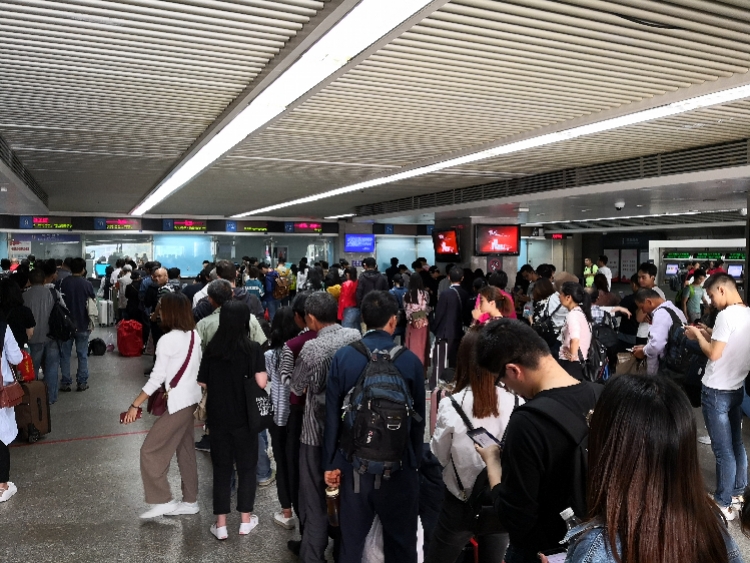 深圳站包车服务