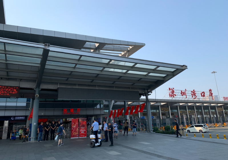 深圳湾口岸包车