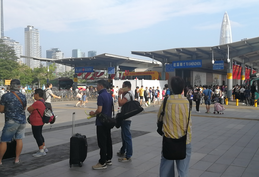 深圳湾口岸预约车接送